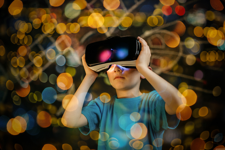 Quels dispositifs digitaux améliorent réellement l’expérience péri-opératoire pédiatrique? (Étude)