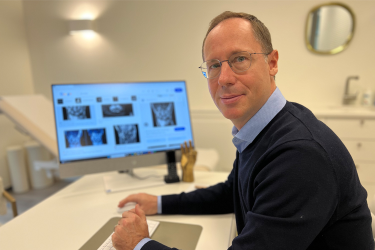 Orthopedisch chirurg getuigt: 