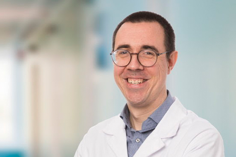 Premières lignes directrices pour une mise en œuvre sécurisée de l’IA dans les laboratoires d’anatomie pathologique