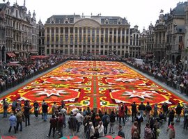 Le célèbre tapis de fleurs de Bruxelles se met aux couleurs du Mexique