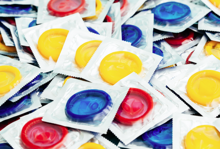 Infection par le VIH: l’épidémiologie change, les possibilités thérapeutiques aussi