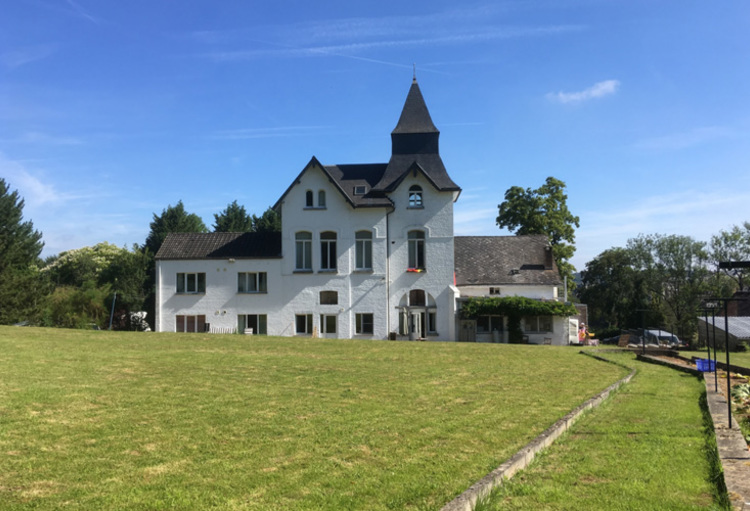 Le Centre De Post Cure Pour Alcooliques L Esperance De Thuin A Dignement Fete Ses 30 Ans Neuron